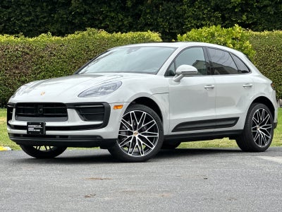 2024 Porsche Macan Macan (MY24)