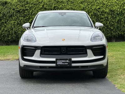 2024 Porsche Macan Macan (MY24)