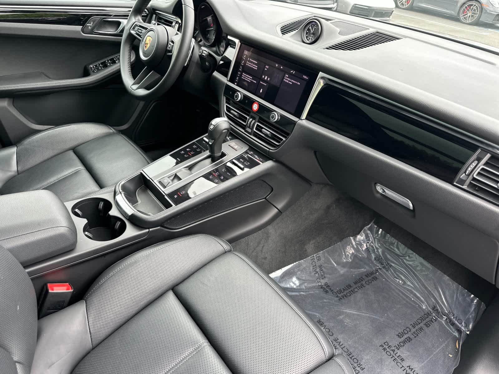 2024 Porsche Macan Macan (MY24)