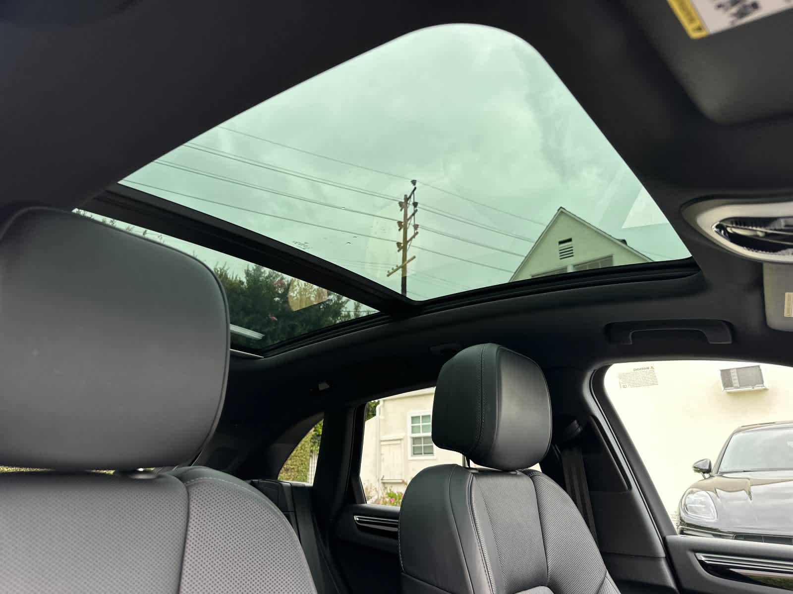2024 Porsche Macan Macan (MY24)