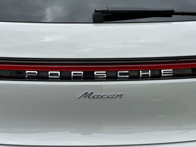 2024 Porsche Macan Macan (MY24)