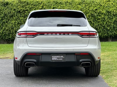 2024 Porsche Macan Macan (MY24)