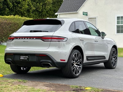 2024 Porsche Macan Macan (MY24)