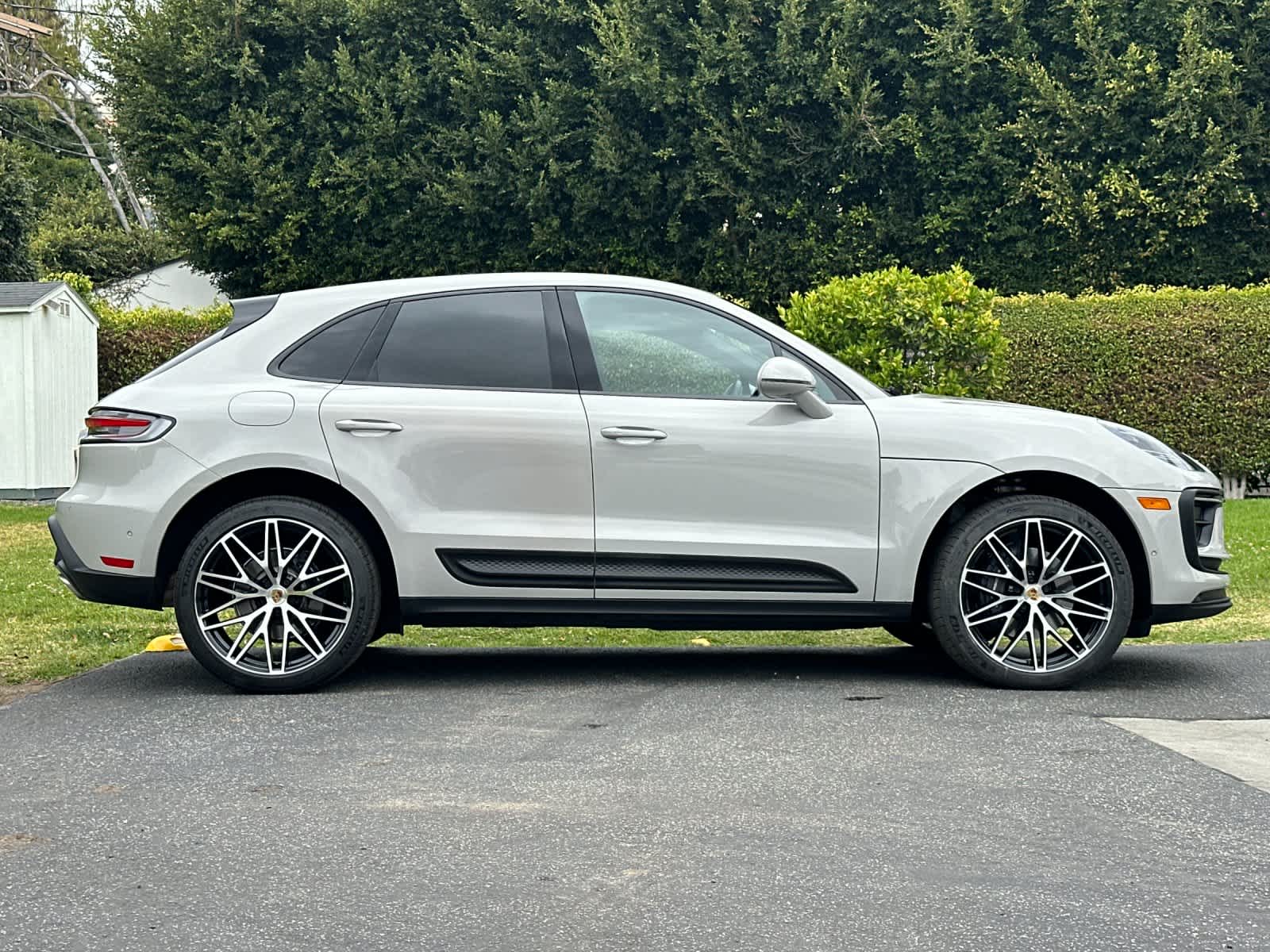 2024 Porsche Macan Macan (MY24)