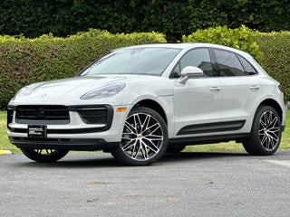 2024 Porsche Macan Base