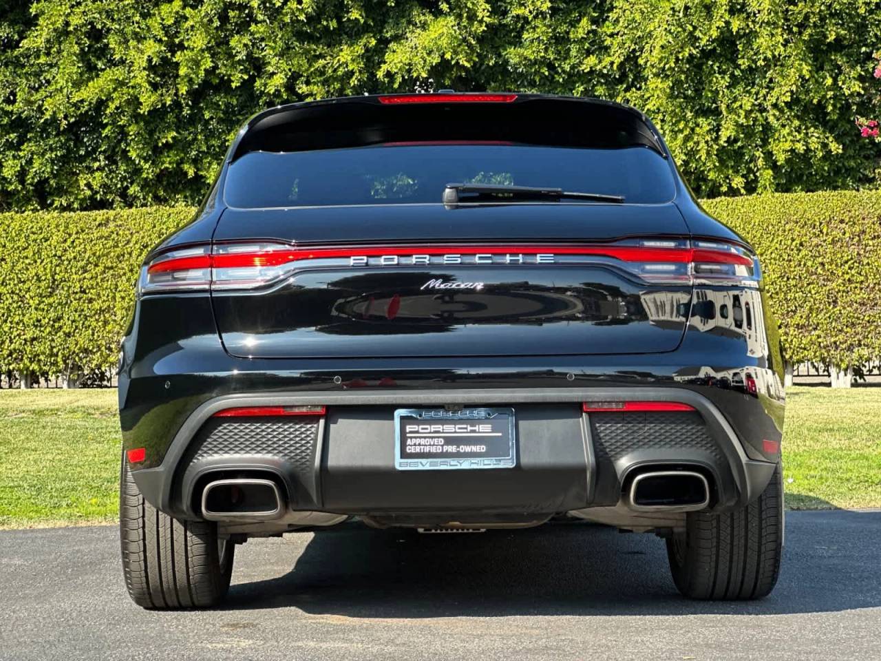 2025 Porsche Macan AWD