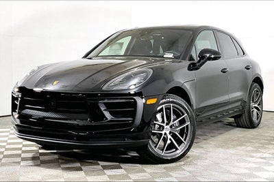 2025 Porsche Macan AWD