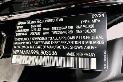 2025 Porsche Macan AWD