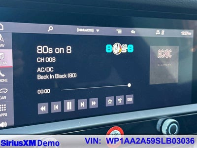 2025 Porsche Macan Base