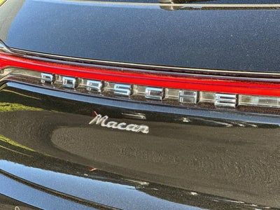 2025 Porsche Macan Base