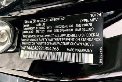 2025 Porsche Macan AWD