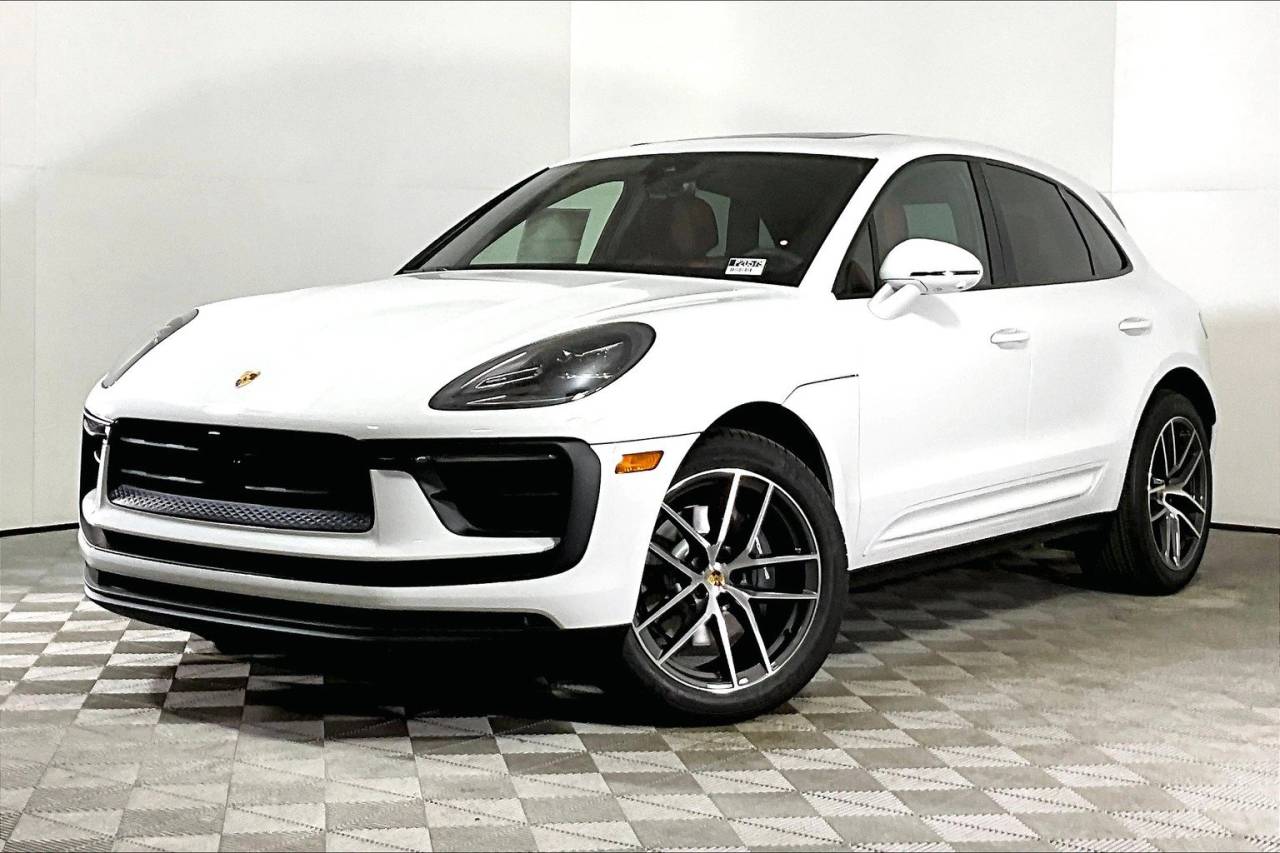 2025 Porsche Macan AWD