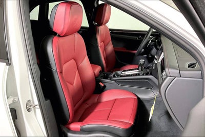 2025 Porsche Macan AWD