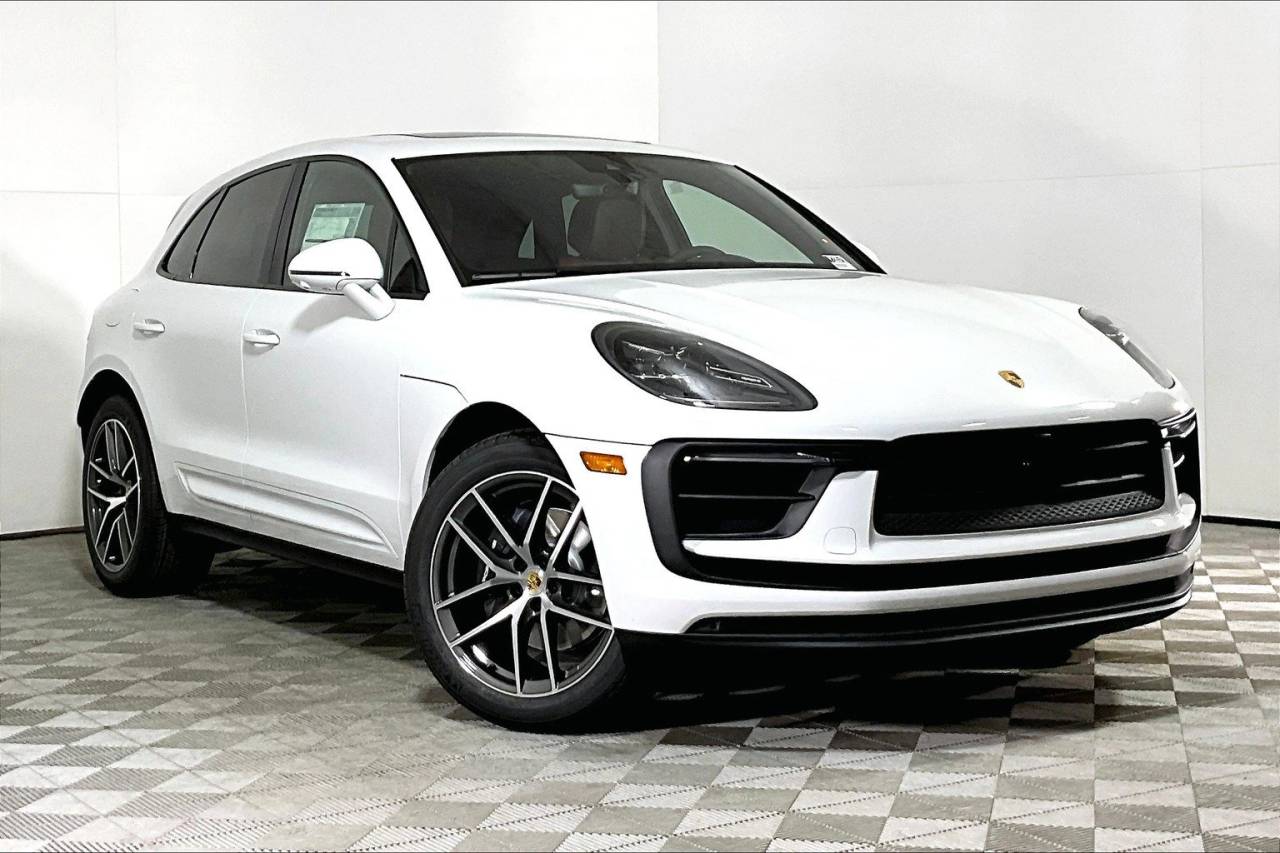 2025 Porsche Macan AWD