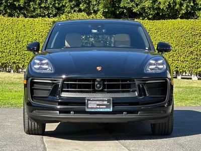 2025 Porsche Macan AWD