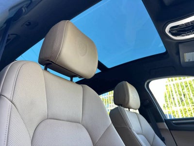 2025 Porsche Macan AWD