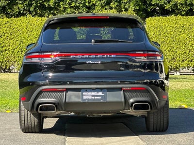 2025 Porsche Macan AWD