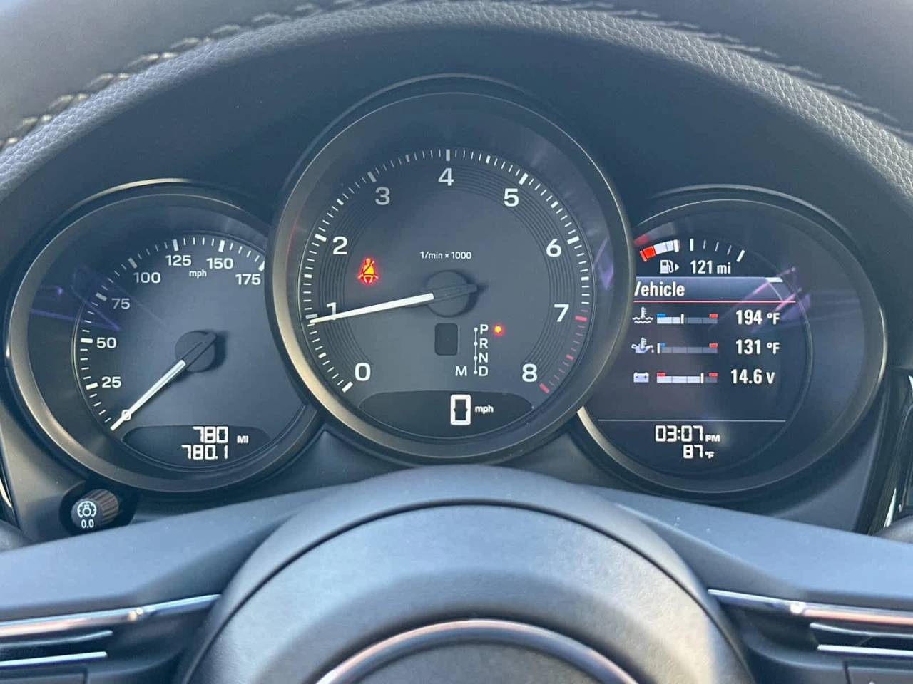 2025 Porsche Macan AWD