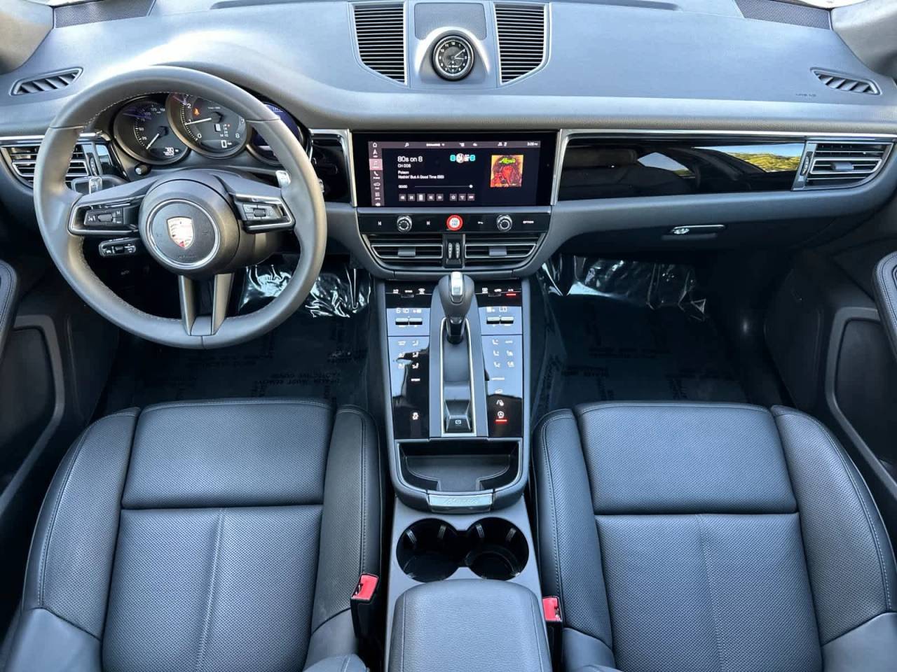 2025 Porsche Macan AWD