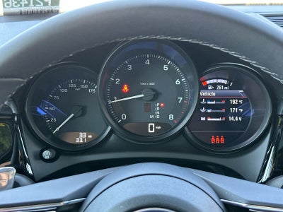 2025 Porsche Macan Macan