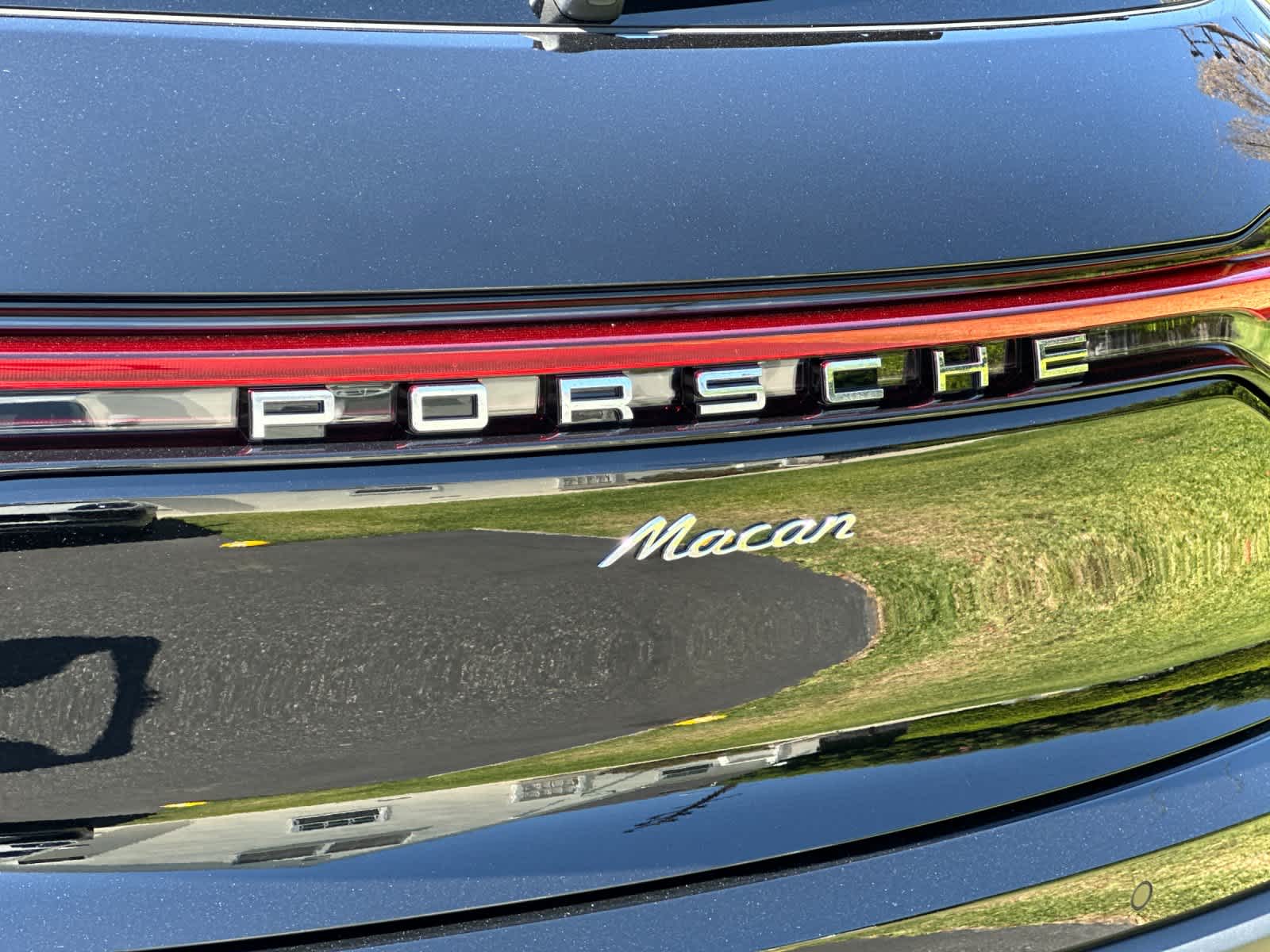 2025 Porsche Macan Macan