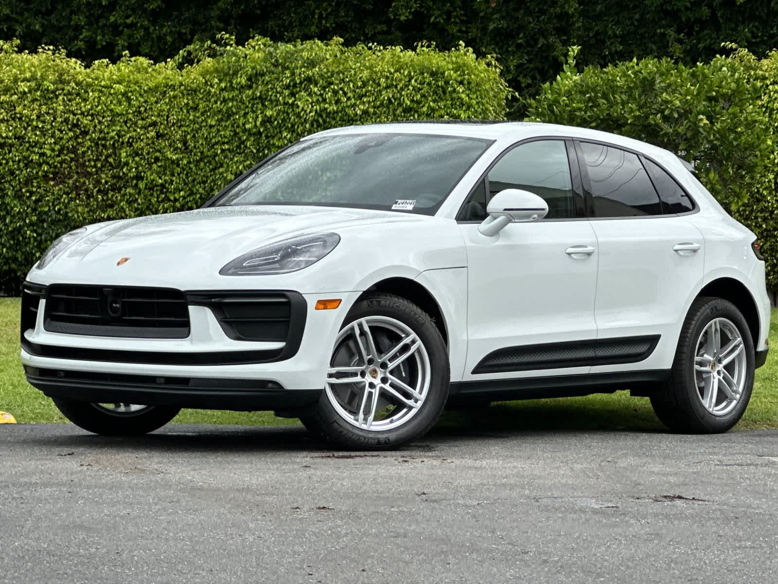2025 Porsche Macan Macan