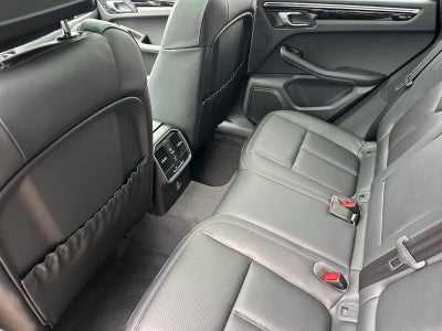 2025 Porsche Macan Macan
