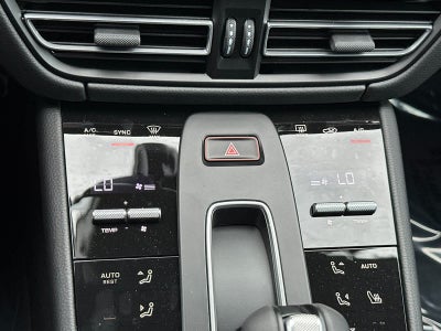 2025 Porsche Macan Macan
