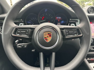 2025 Porsche Macan Macan