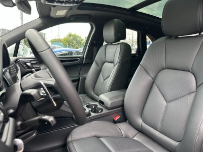 2025 Porsche Macan Macan