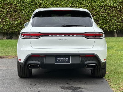 2025 Porsche Macan Macan
