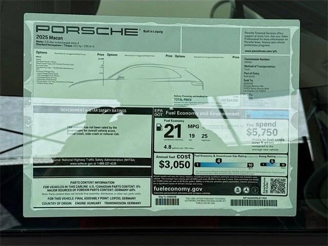 2025 Porsche Macan Base