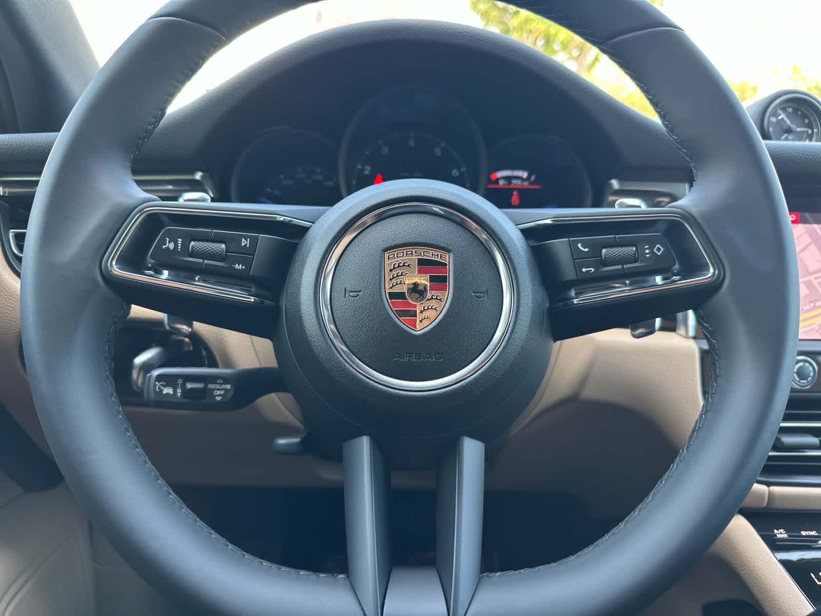 2025 Porsche Macan Macan