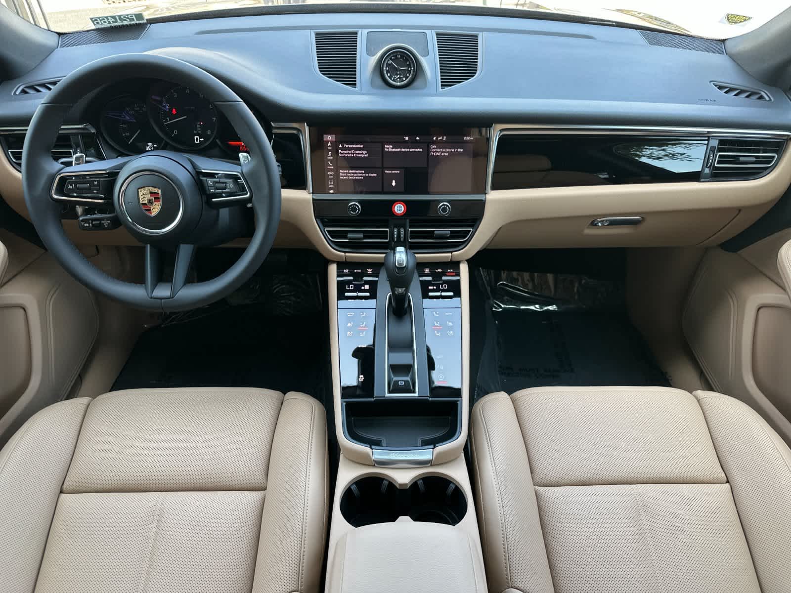 2025 Porsche Macan Macan