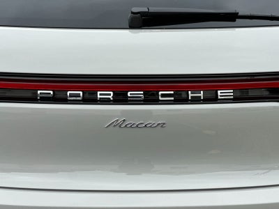 2026 Porsche Macan Macan