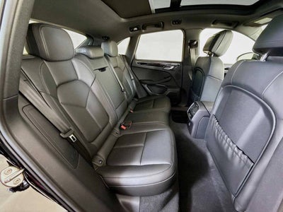 2026 Porsche Macan AWD