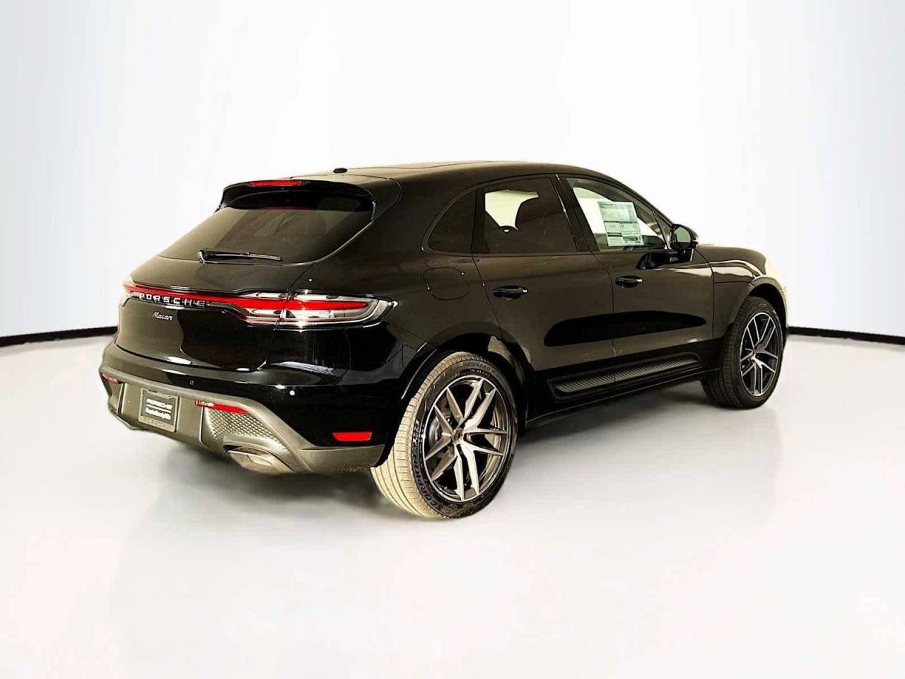 2026 Porsche Macan AWD