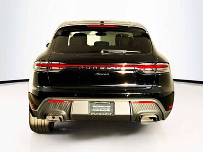 2026 Porsche Macan Macan