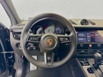 2026 Porsche Macan Macan