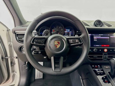 2026 Porsche Macan AWD