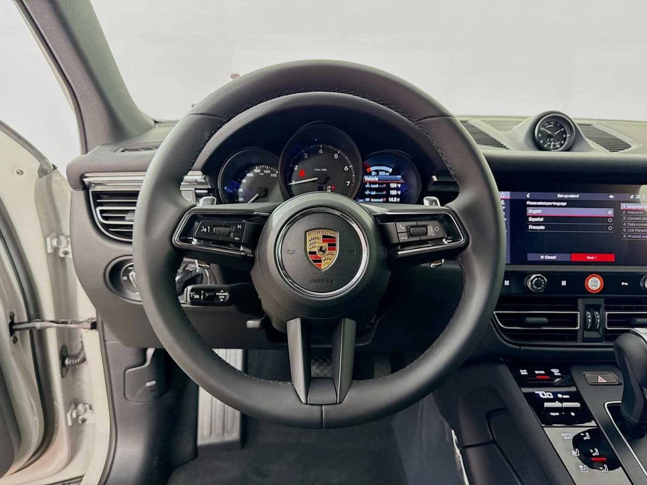 2026 Porsche Macan AWD