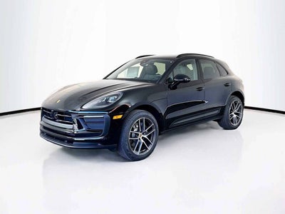 2026 Porsche Macan AWD