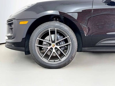 2026 Porsche Macan AWD