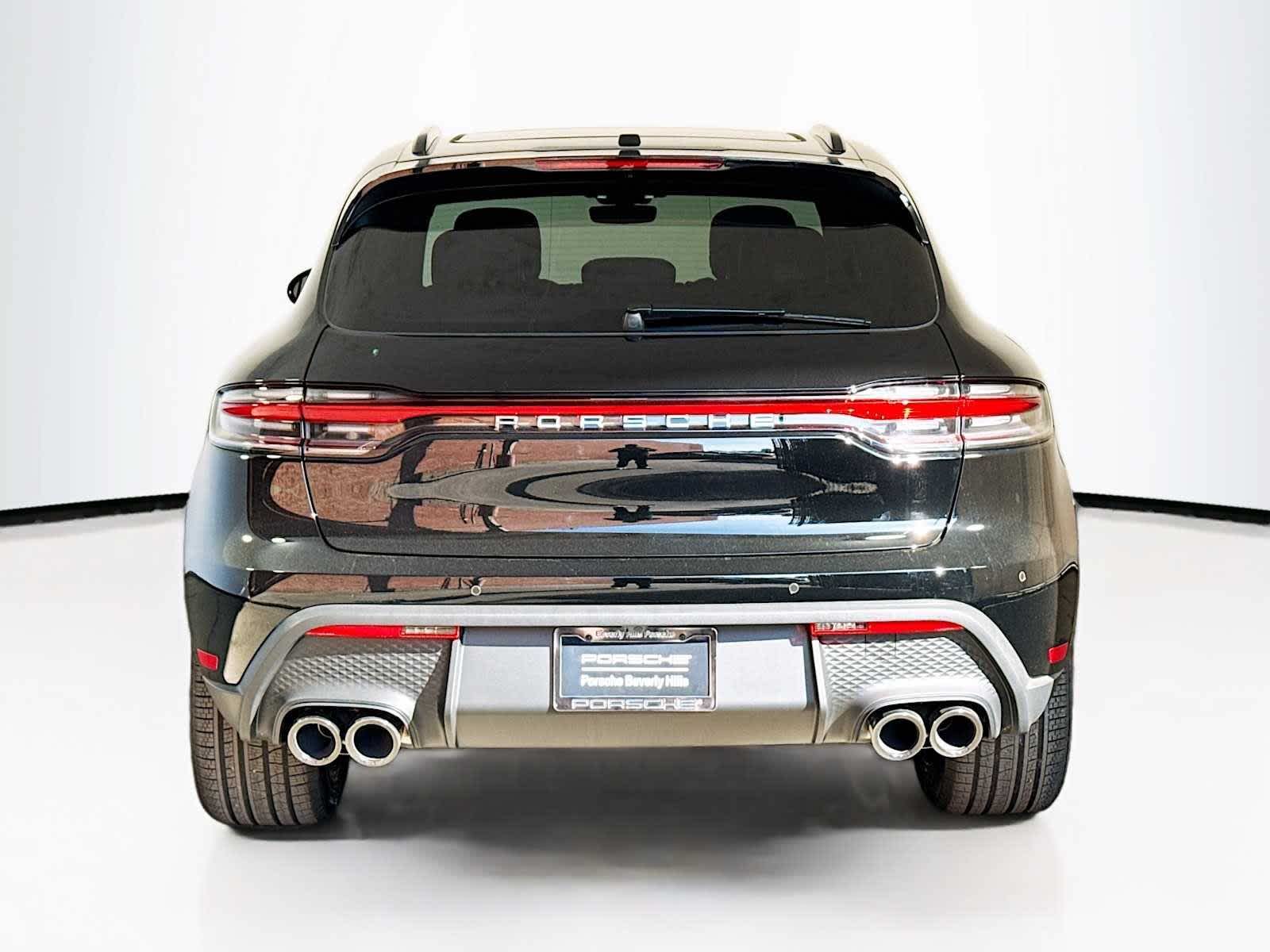 2026 Porsche Macan Macan