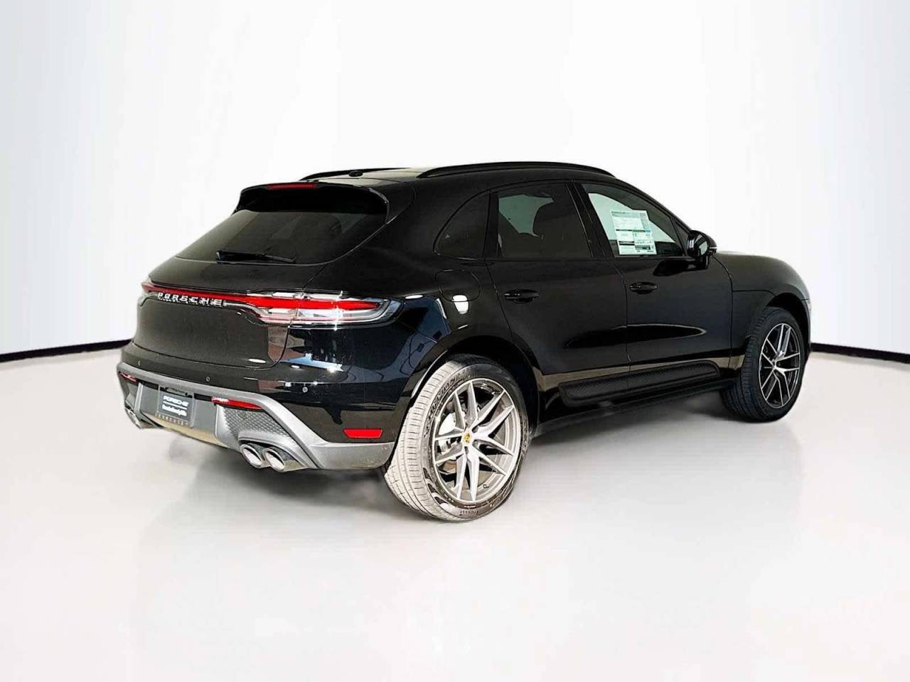 2026 Porsche Macan AWD