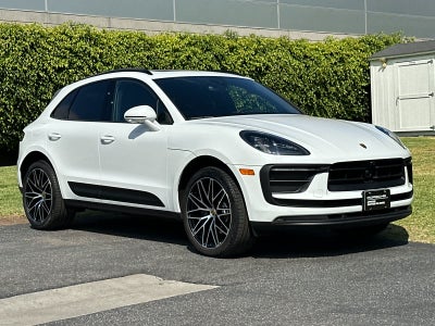2026 Porsche Macan Macan