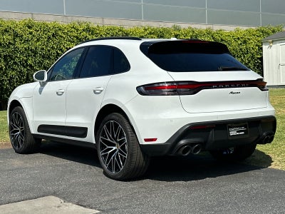 2026 Porsche Macan Macan