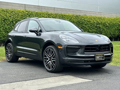 2026 Porsche Macan Base