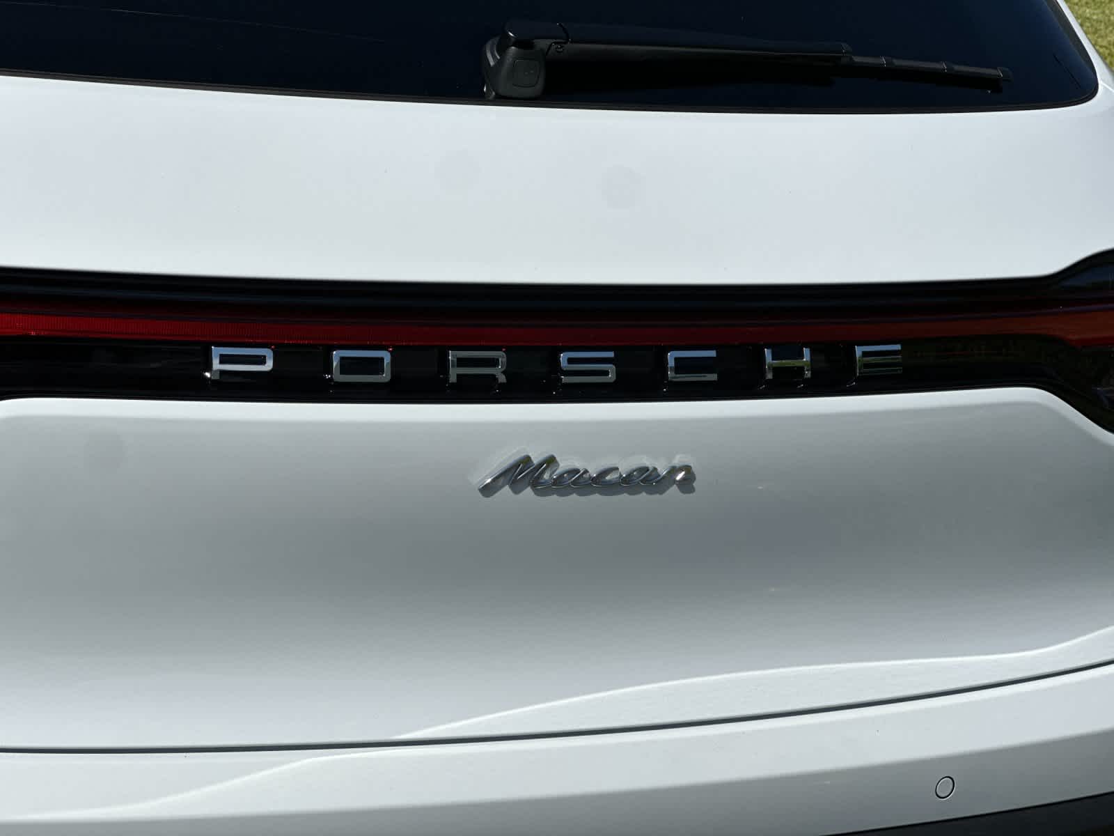 2026 Porsche Macan Macan
