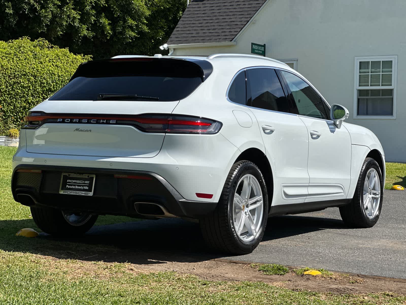 2026 Porsche Macan Macan